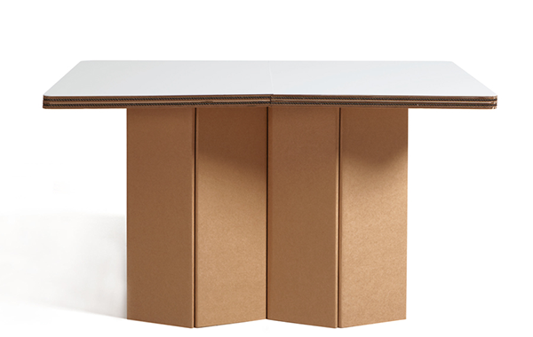 Mobiliers en carton - POP TABLE