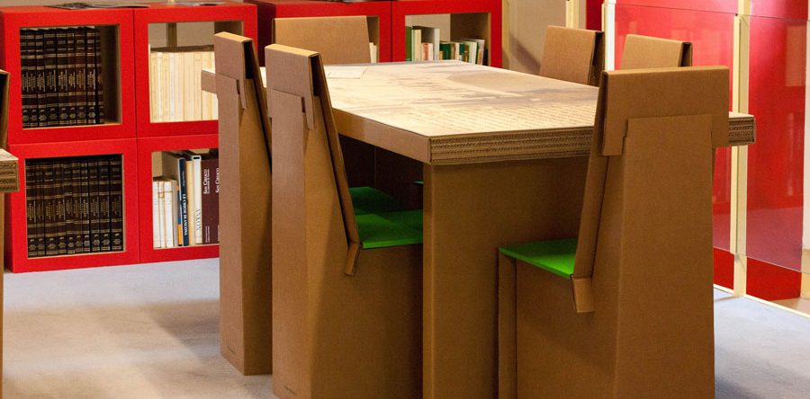 Mobiliers en carton - Aménagement Bibliothèque Santa Maria Nuova