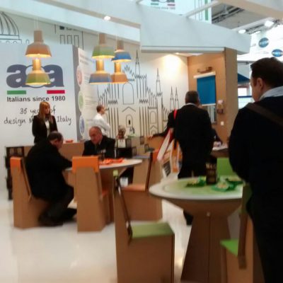 Mobiliers en carton - Asa EXHIBITION